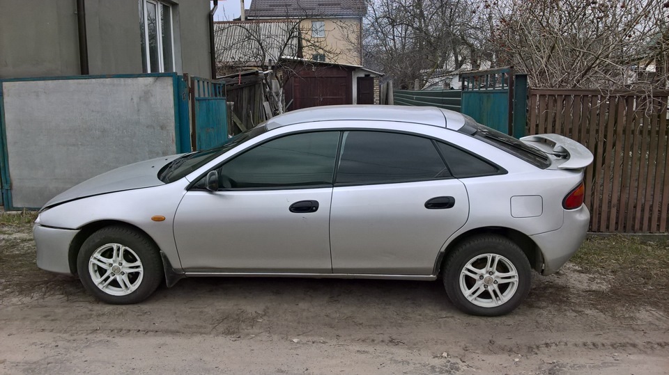 Фото в бортжурнале Mazda 323 V