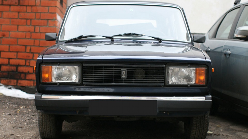 Lada 2104