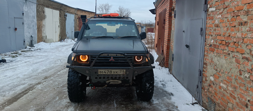 Фото в бортжурнале Mitsubishi Pajero (2G)