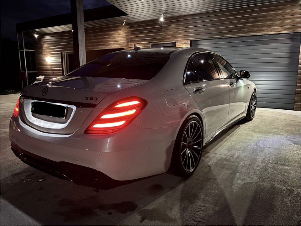 Фото в бортжурнале Mercedes-Benz S-Class (W222)