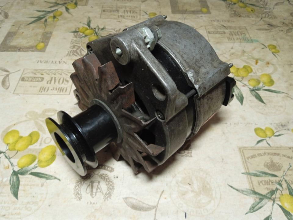 Фото в бортжурнале Audi 100 (C3)