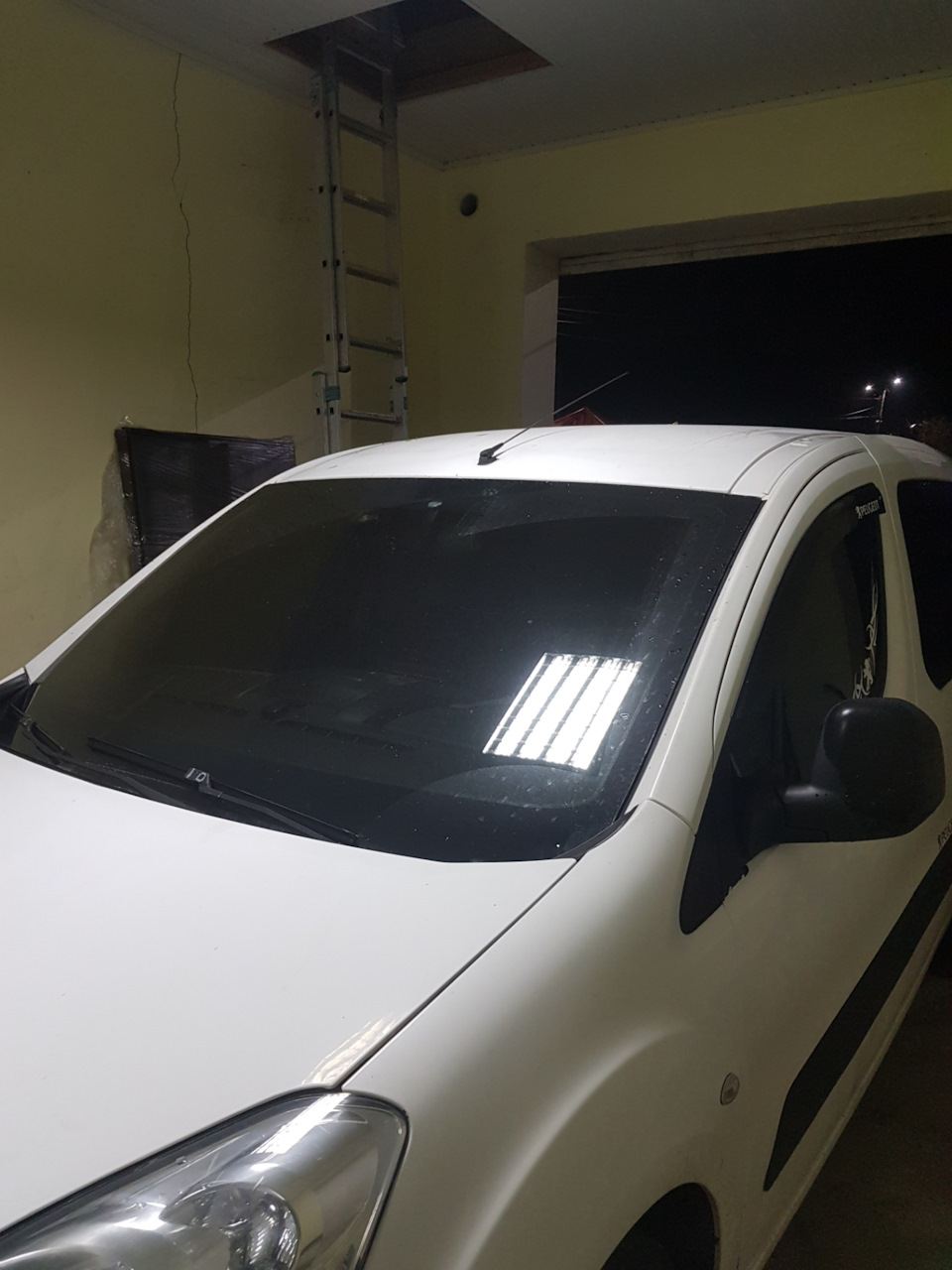 Фото в бортжурнале Peugeot Partner Tepee