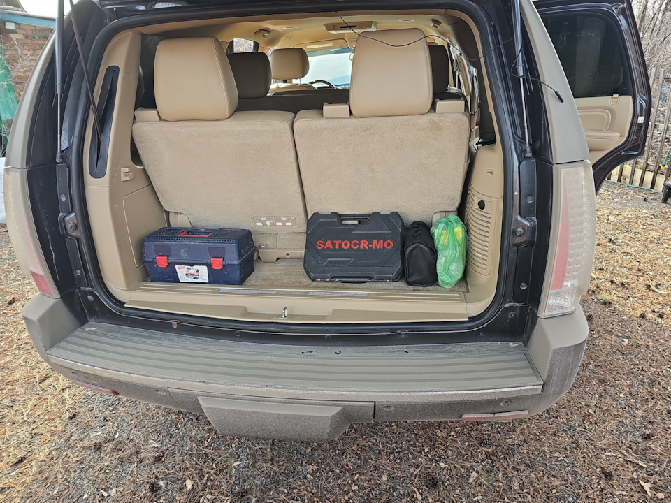 Фото в бортжурнале Cadillac Escalade (3G)