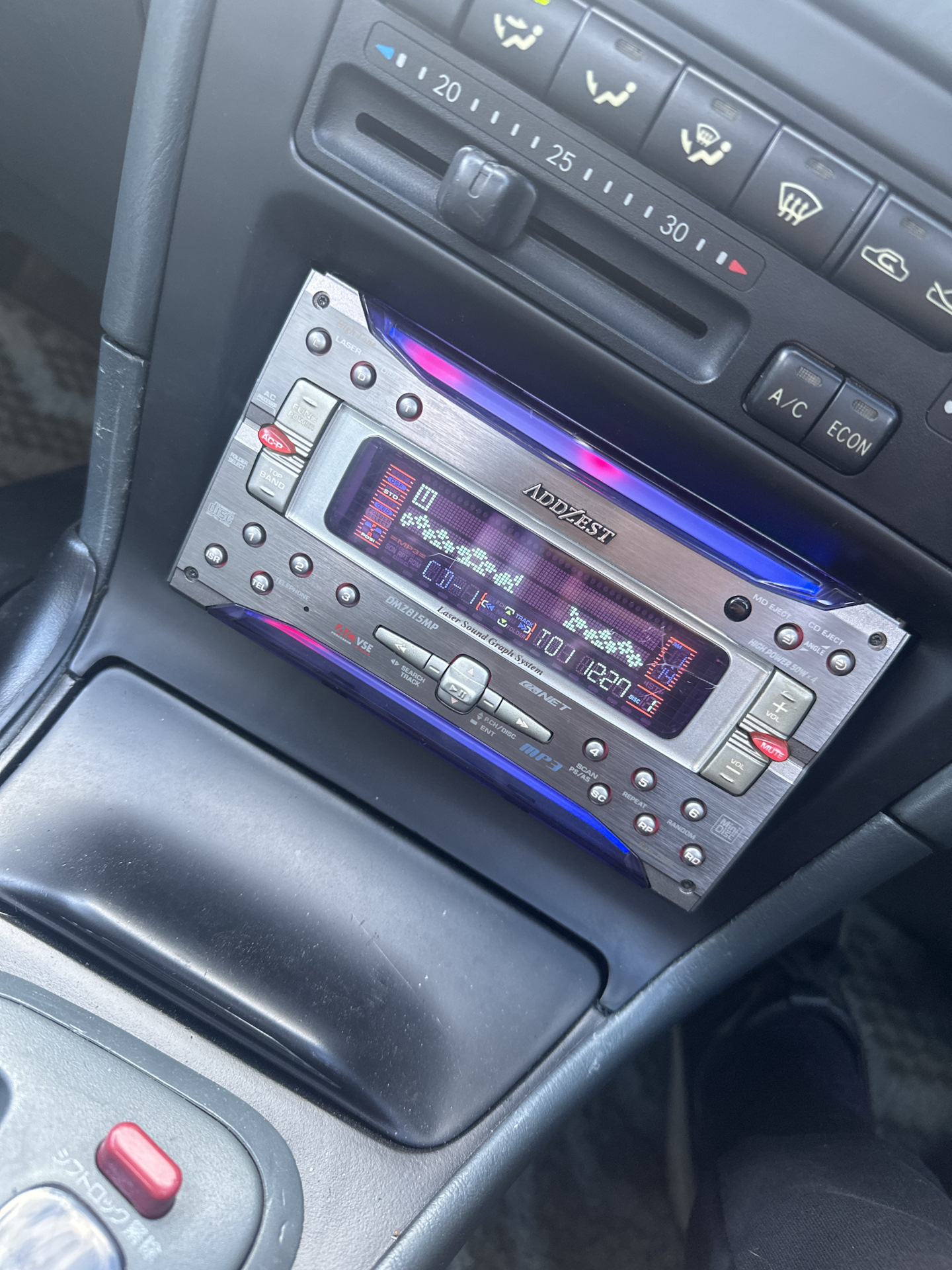 byJSPjclF-AN65WodqyW0vcplR4-