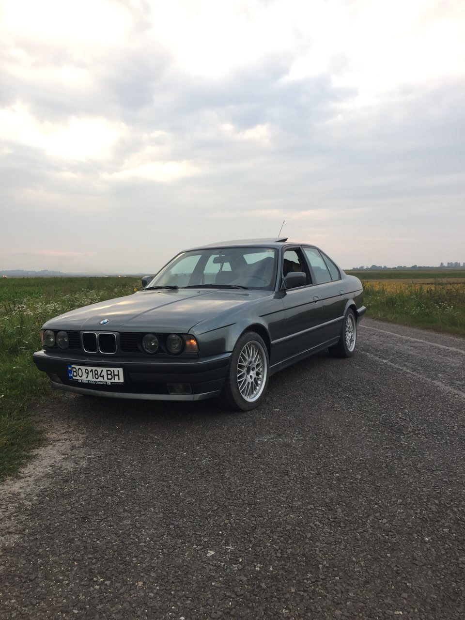 Самая спонтанная покупка года! R17 — BMW 5 series (E34) бензин, 2 л ...