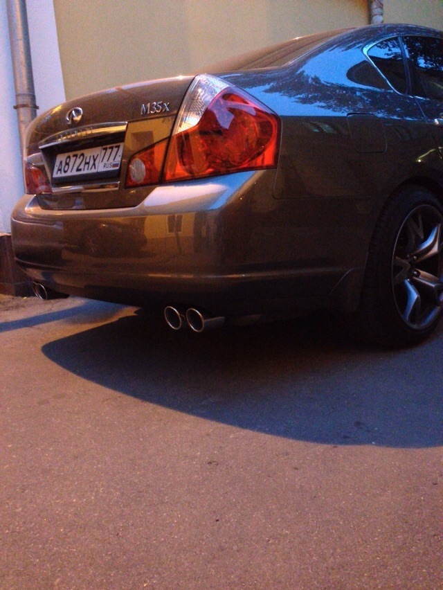 Фото в бортжурнале Infiniti M (2G)