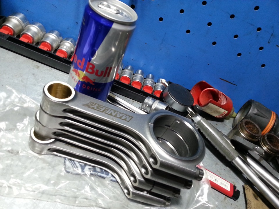 Шатуны + скрытая реклама RedBull))) — Subaru Impreza WRX (GH/GE/GV/GR)