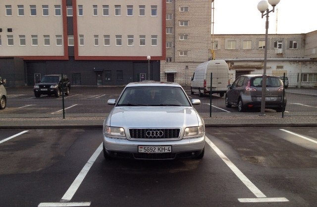 Фото в бортжурнале Audi A8 (D2)