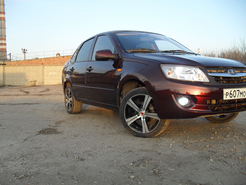 Фото в бортжурнале Lada Granta