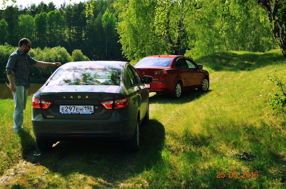 Бро пылинку нашел, сдувает… :) — Mitsubishi Lancer X