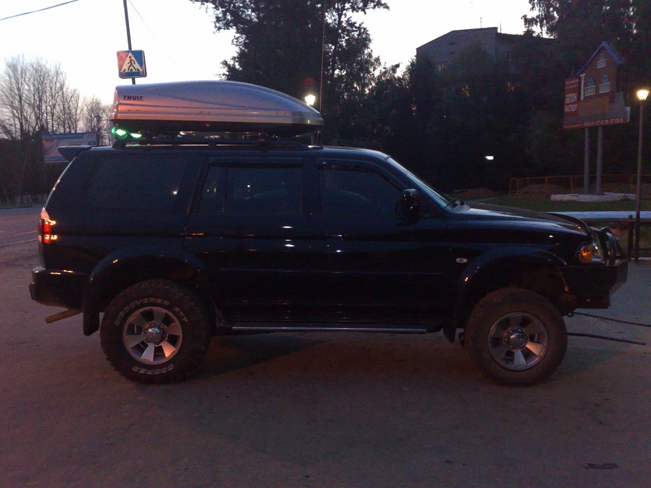 Фото в бортжурнале Mitsubishi Pajero Sport (1G). Запчасти на фото: LA100