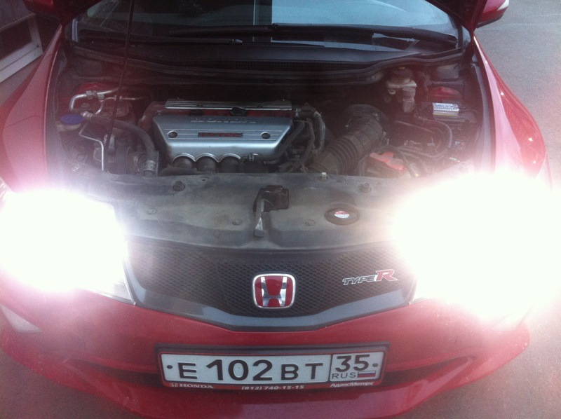 Ксен вроде ништяк, единственное хз где брать такие лампы потом 8/ — Honda Civic Type R (3G)