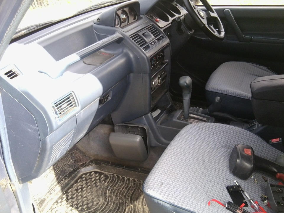 Фото в бортжурнале Mitsubishi Pajero (2G)