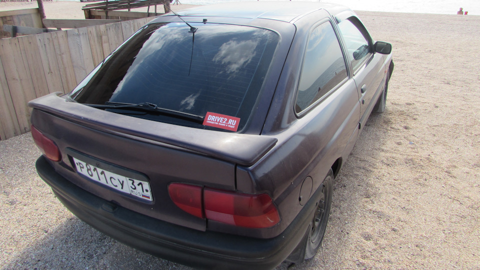 Ford Escort Purple