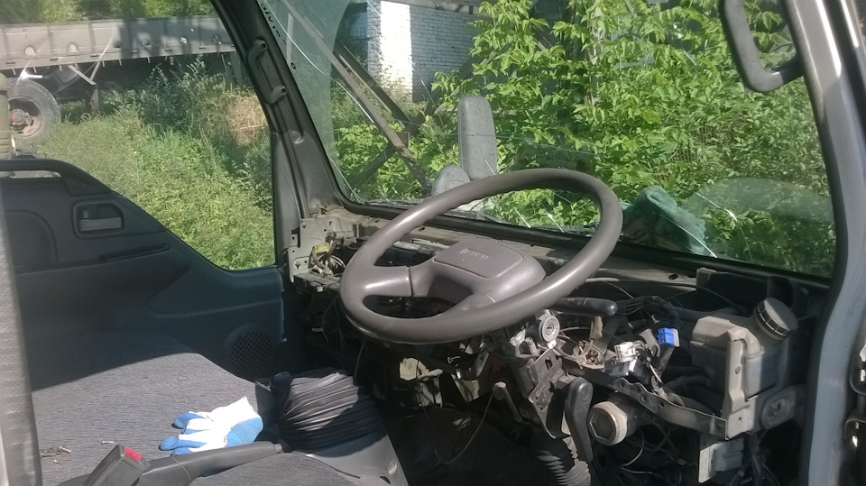 пошла жара — Isuzu Elf