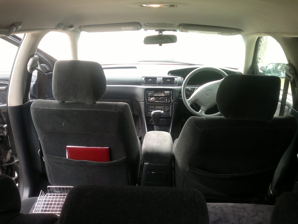 Фото в бортжурнале Toyota Mark II Qualis