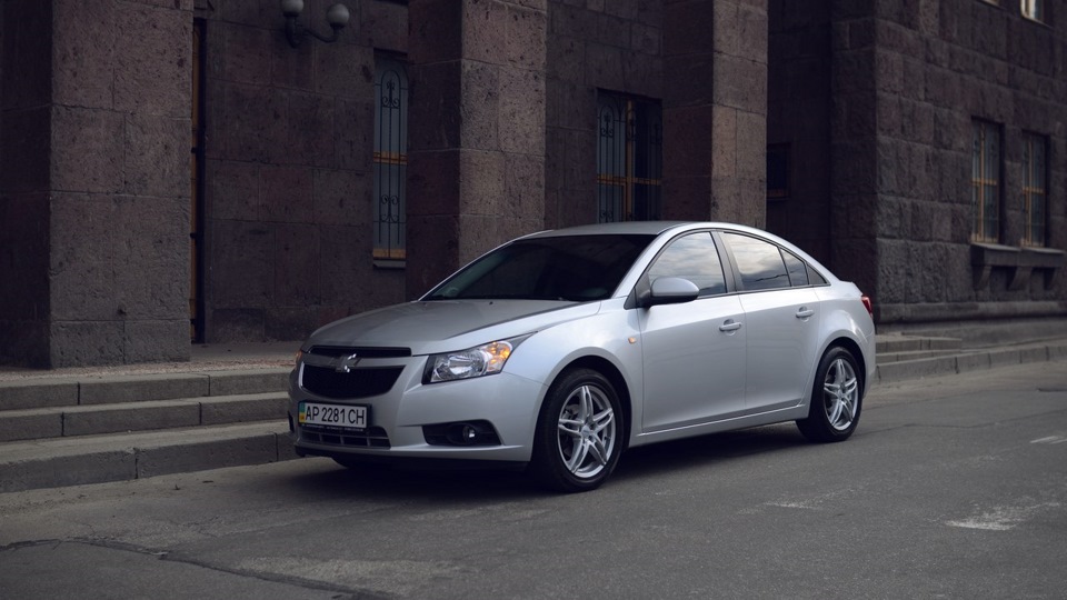 Chevrolet Cruze Silver Surfer