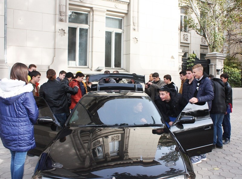 Фото в бортжурнале Nissan Skyline (R32)