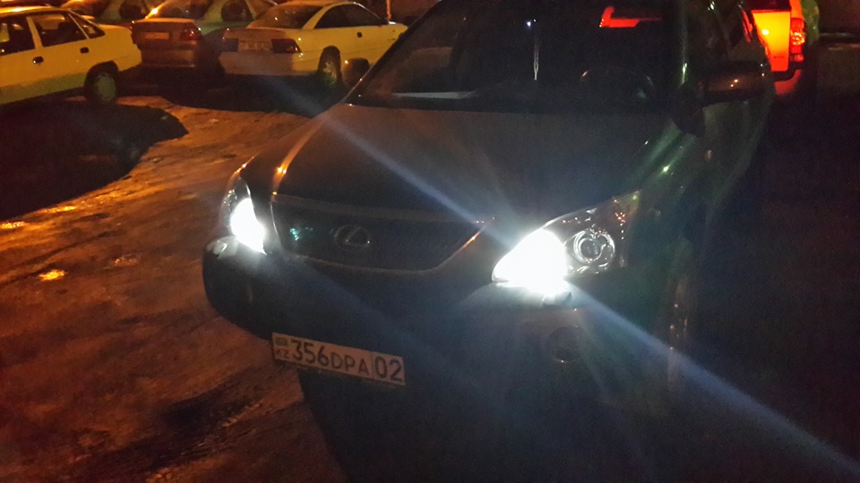 Только габариты — Lexus RX (2G)