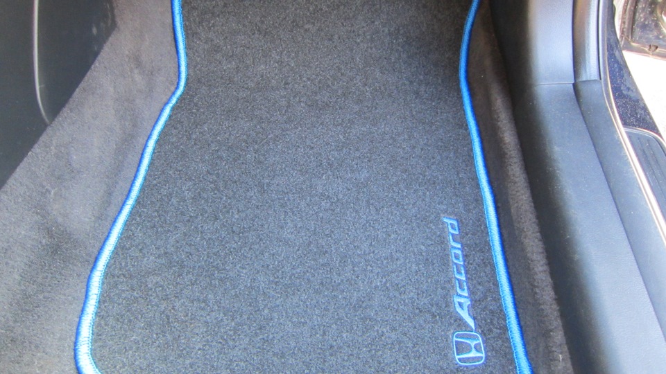 Фото в бортжурнале Honda Accord (7G)