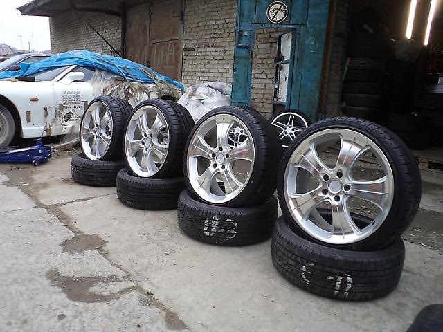 R19 8,5J/8.5J +45/+30 12 кг — Nissan Juke (1G)