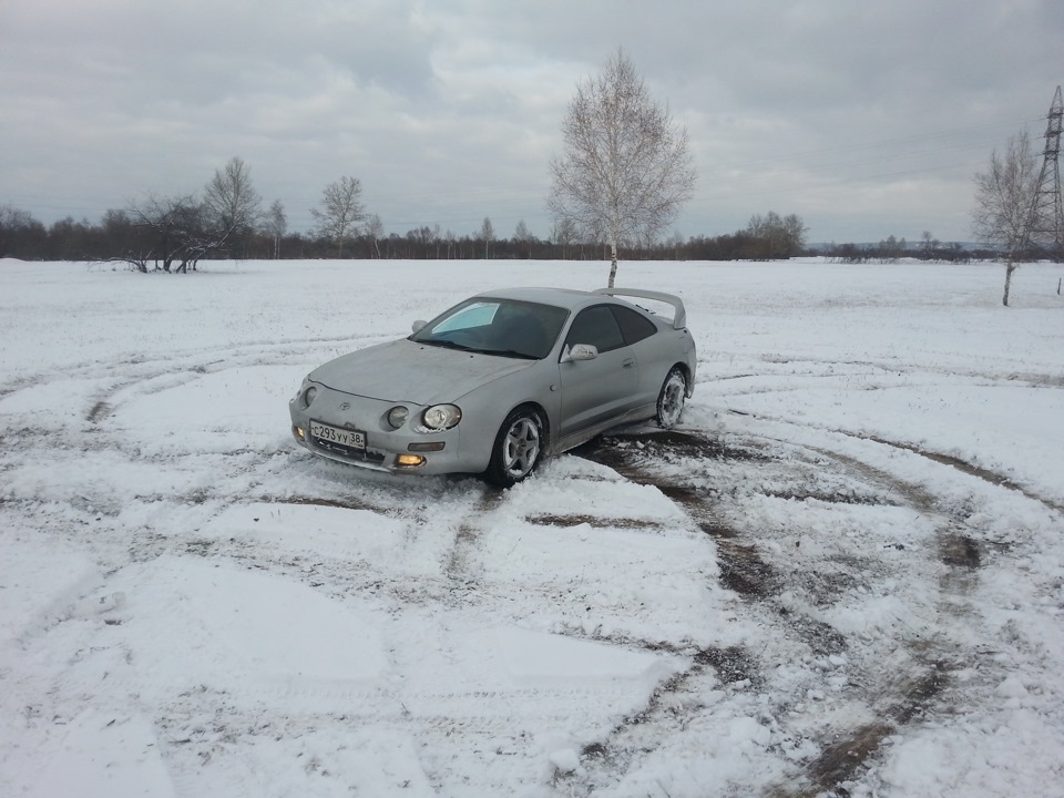 Фото в бортжурнале Toyota Celica (200)