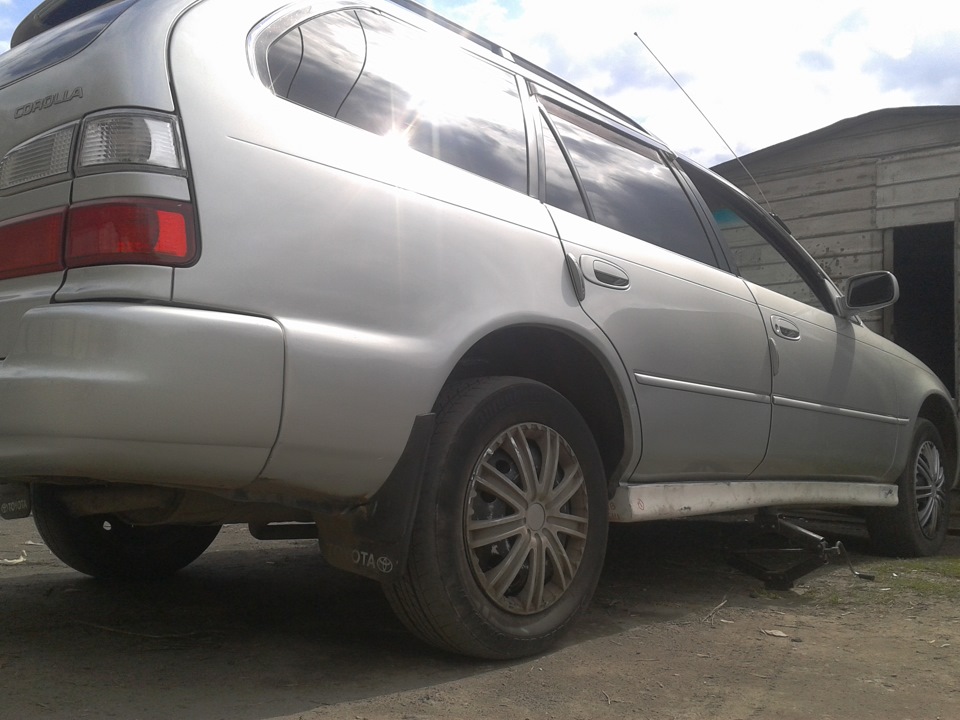 Фото в бортжурнале Toyota Corolla (100)