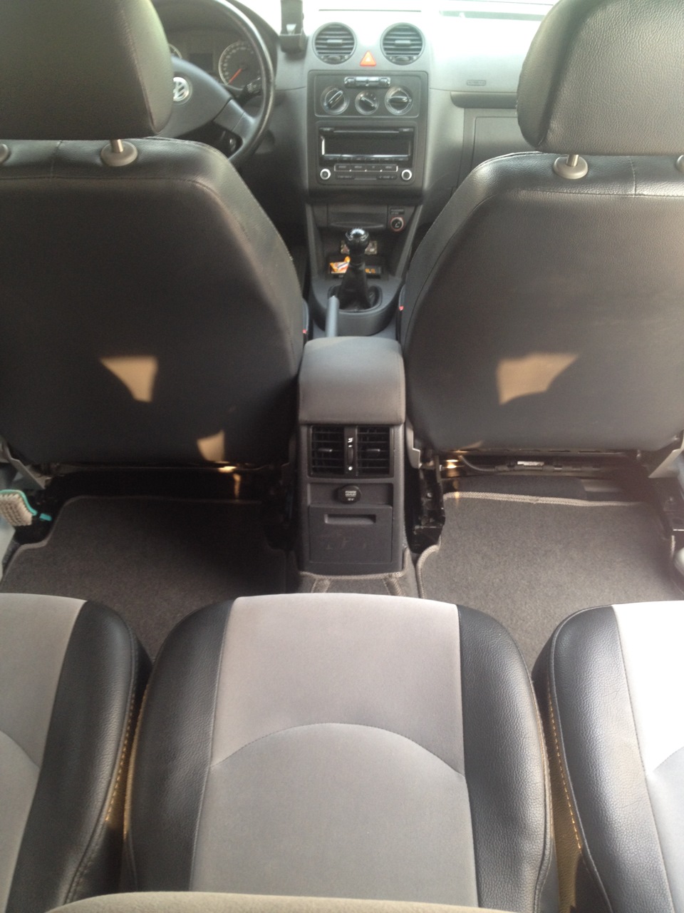 Фото в бортжурнале Volkswagen Caddy (3G)