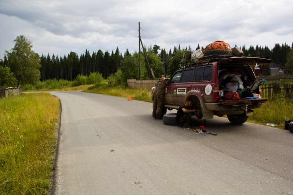Замена тормозных колодок — Toyota Land Cruiser 80