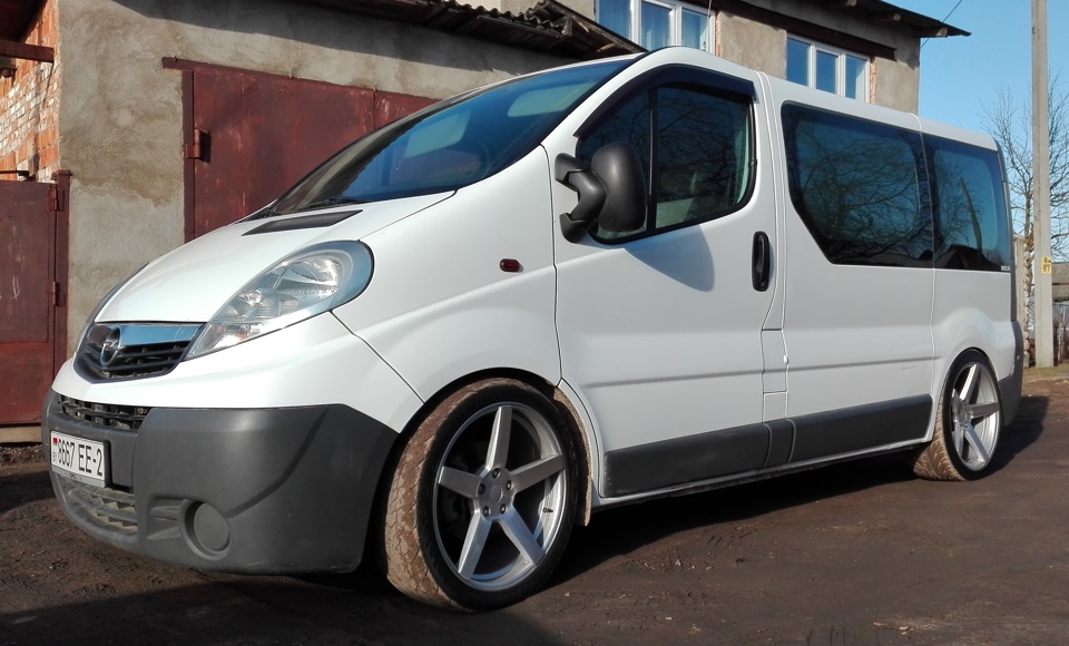 Фото в бортжурнале Opel Vivaro (1G)