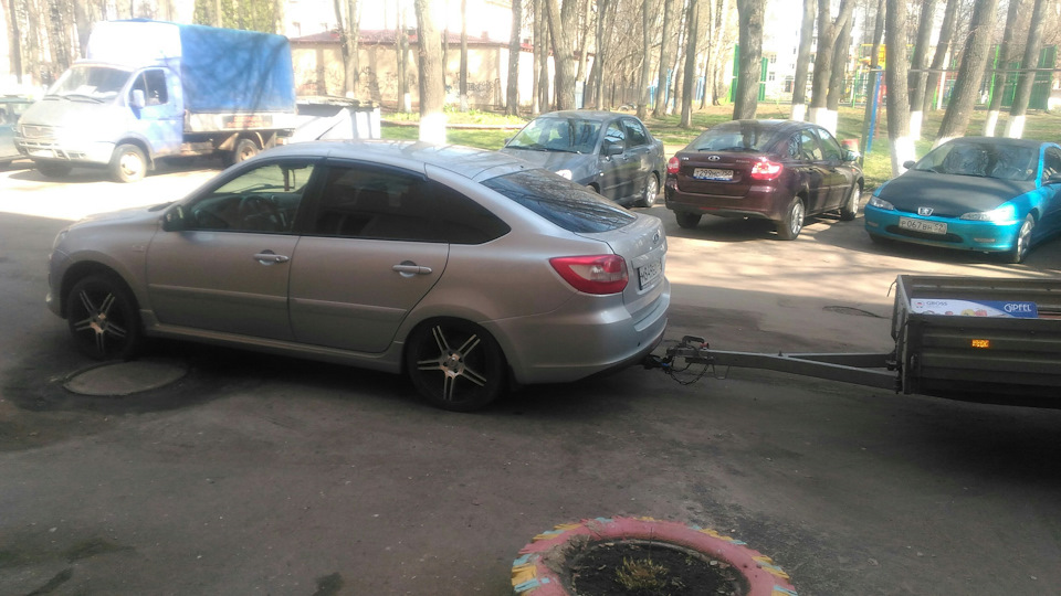 Трудяга — Lada Гранта Лифтбек (1G)