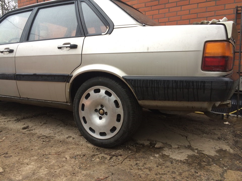 Фото в бортжурнале Audi 80 (B2)