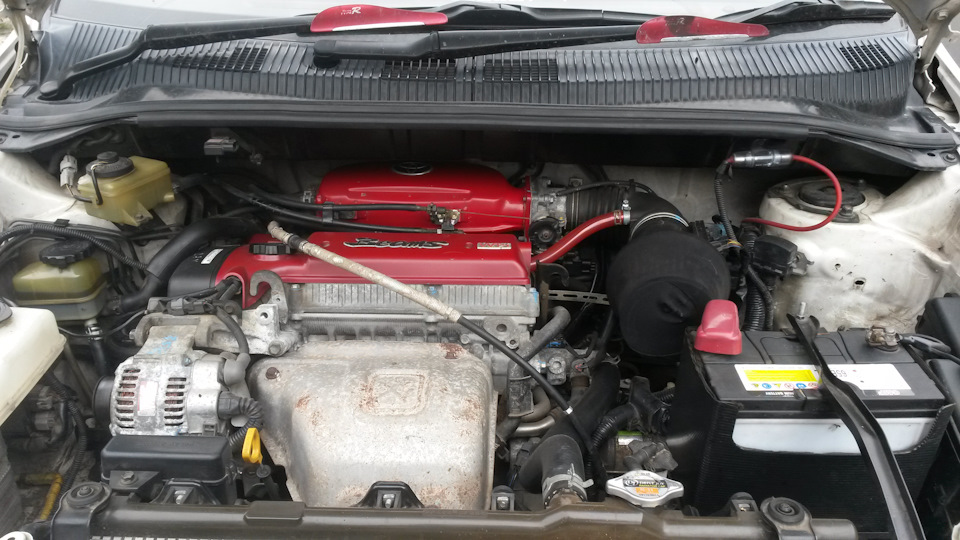 Фото в бортжурнале Toyota Ipsum (10). Запчасти на фото: O1004
