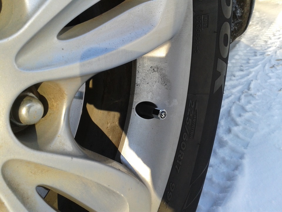 Колпачок на ниппель — Hyundai ix35