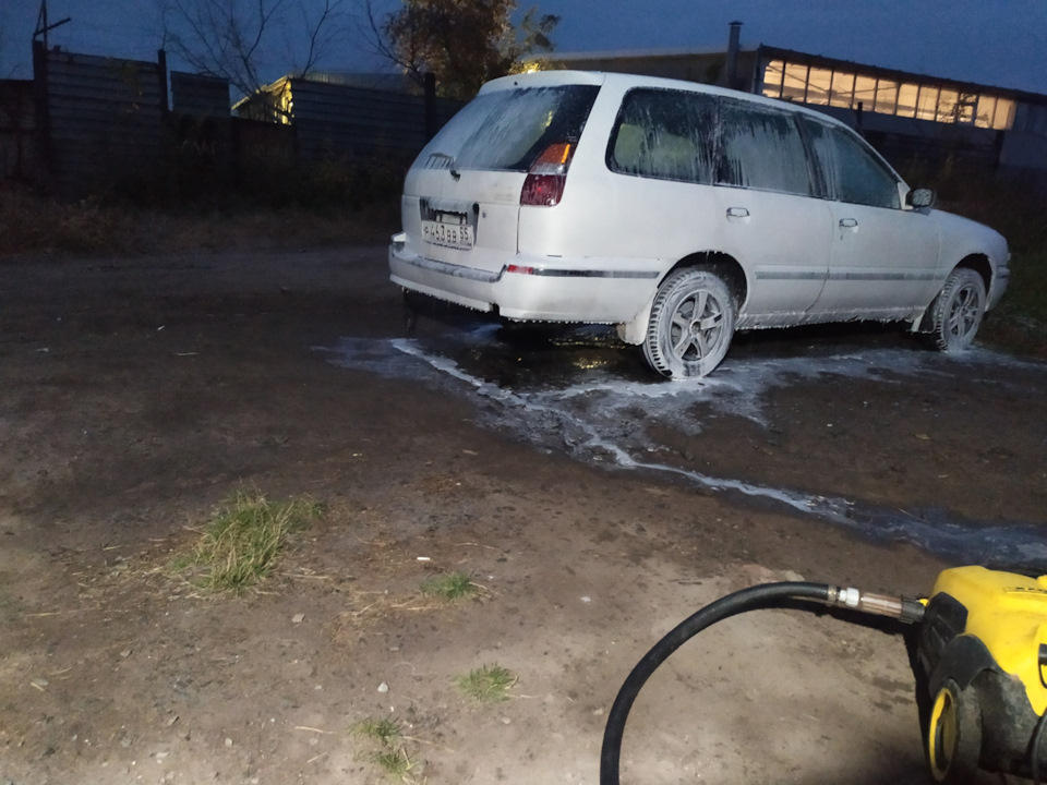 Фото в бортжурнале Nissan Wingroad (Y10)