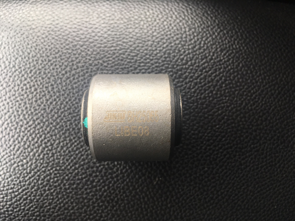 сайлентблок JIKIU — KIA Ceed (1G)