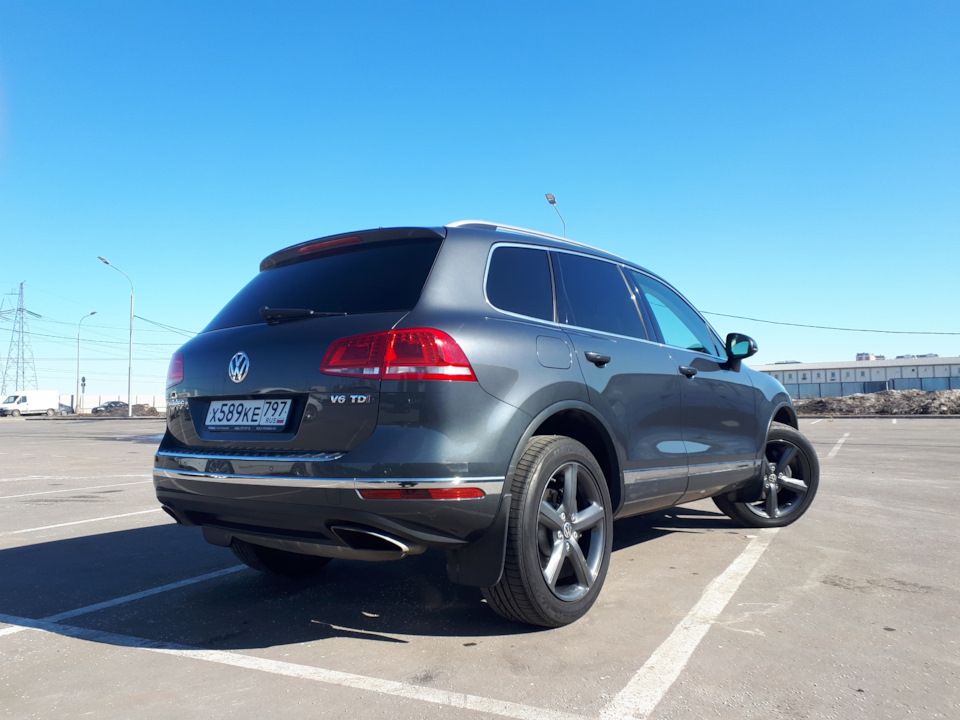 Фото в бортжурнале Volkswagen Touareg (2G)