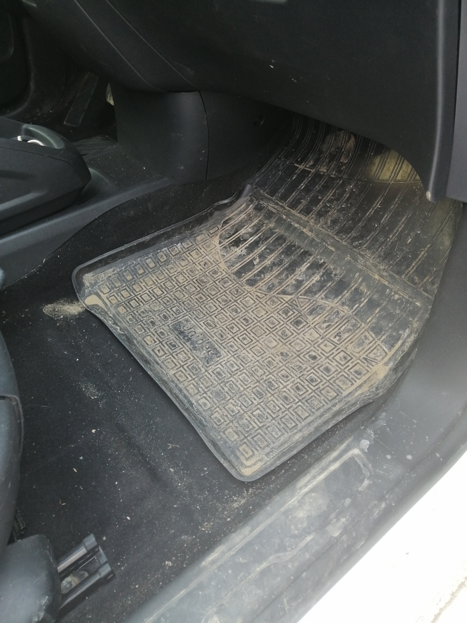 Фото в бортжурнале Citroen Grand C4 Picasso (2G)