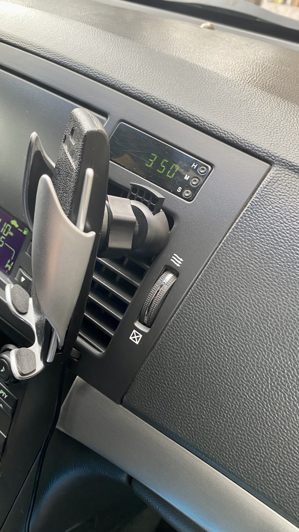 Photo from the logbook Chevrolet Epica