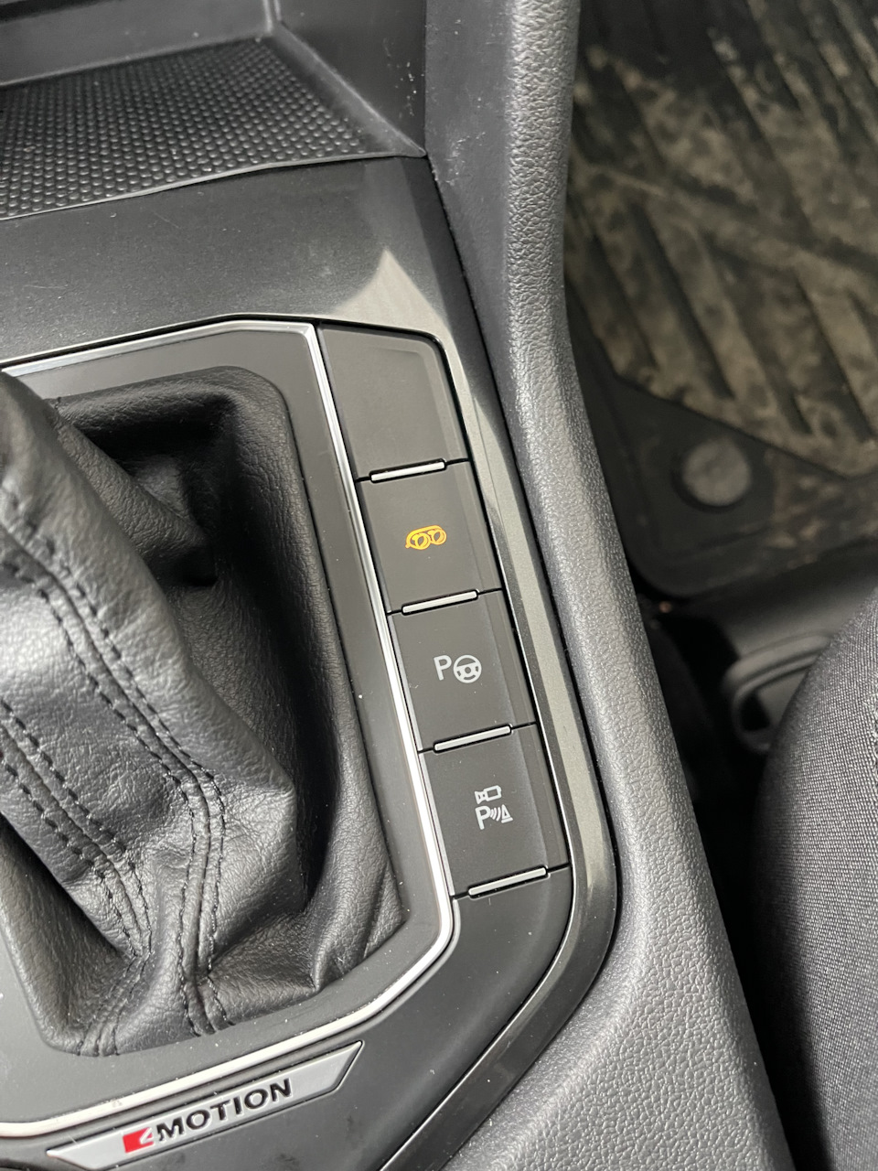 Фото в бортжурнале Volkswagen Tiguan (2G)