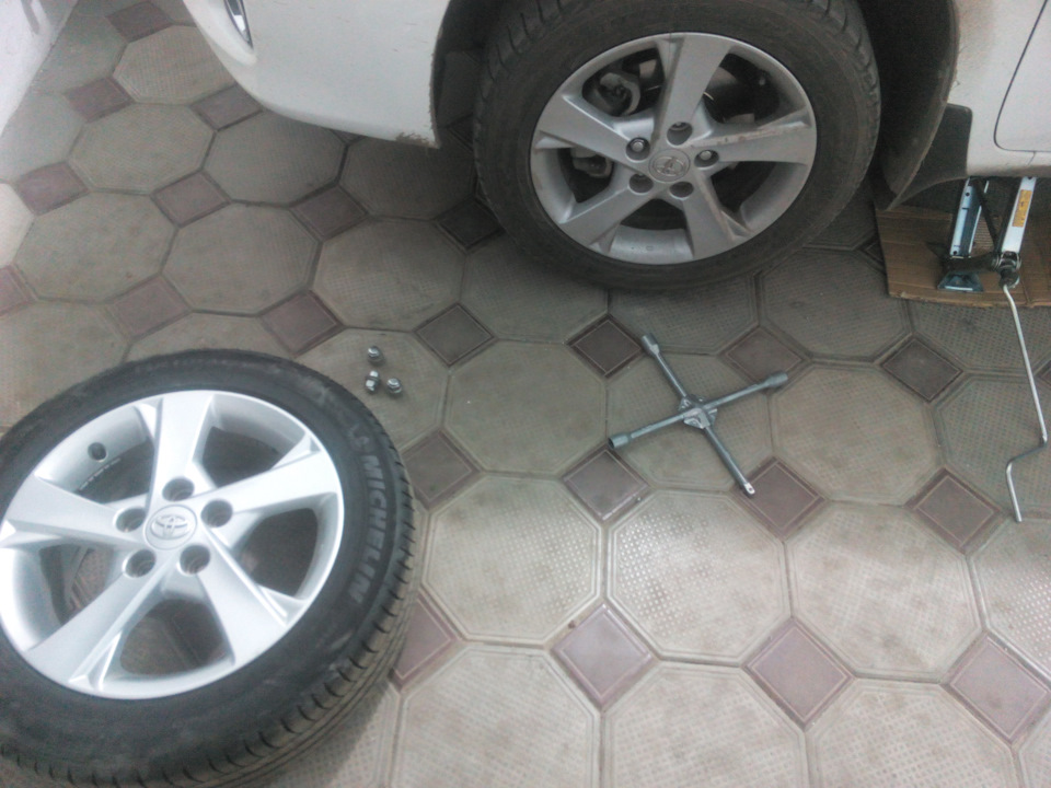 Фото в бортжурнале Toyota Corolla (140/150)
