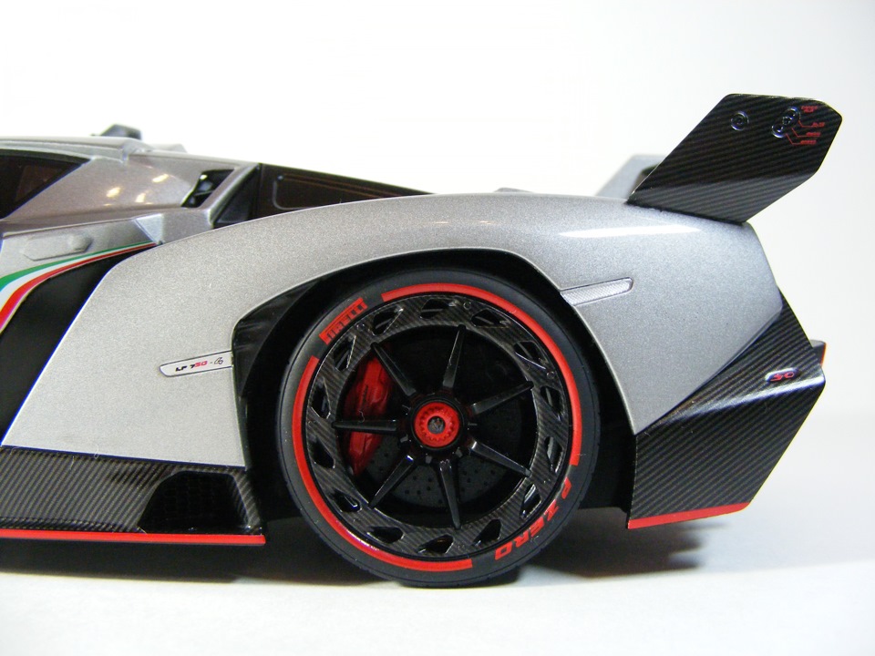 Lamborghini Veneno от AutoArt 1/18 — DRIVE2