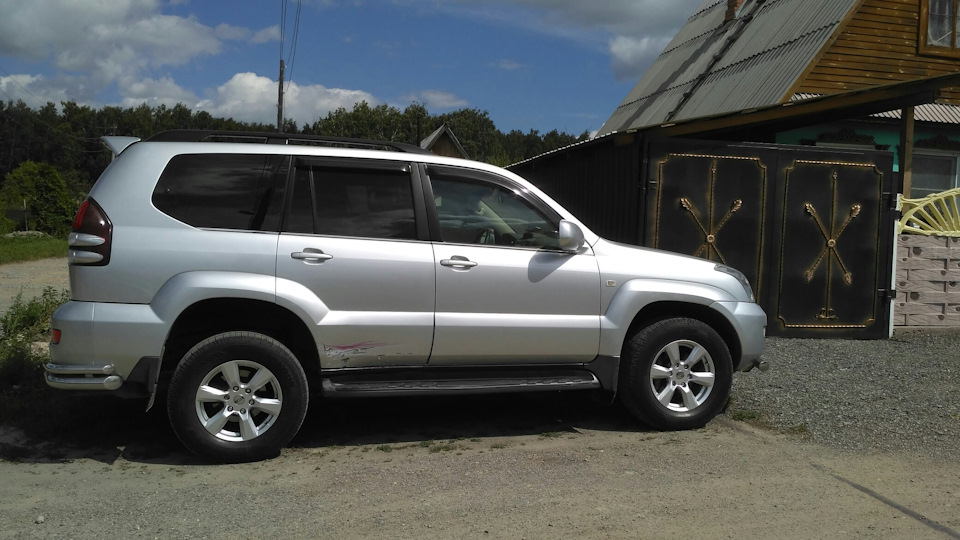 Фото в бортжурнале Toyota Land Cruiser Prado 120-series