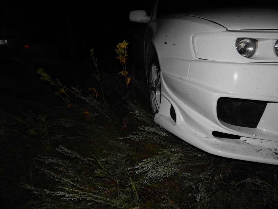 травка брюшко щекочет — Toyota Corolla Levin (AE110/111)