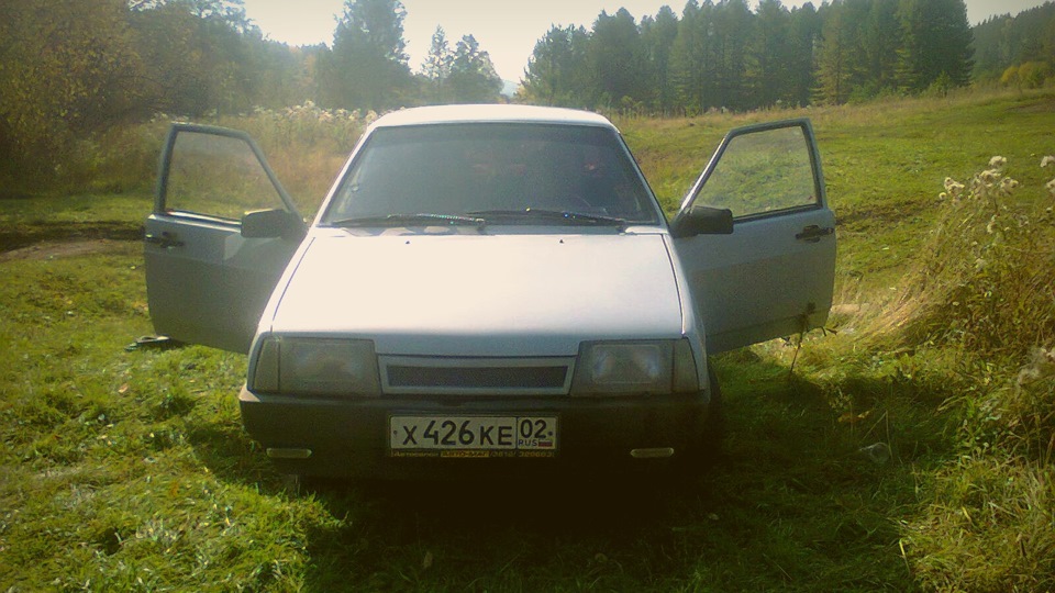 Lada 21099