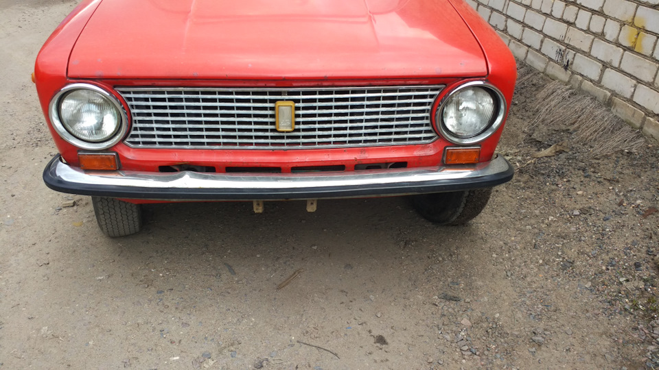 Lada 2101 Красный