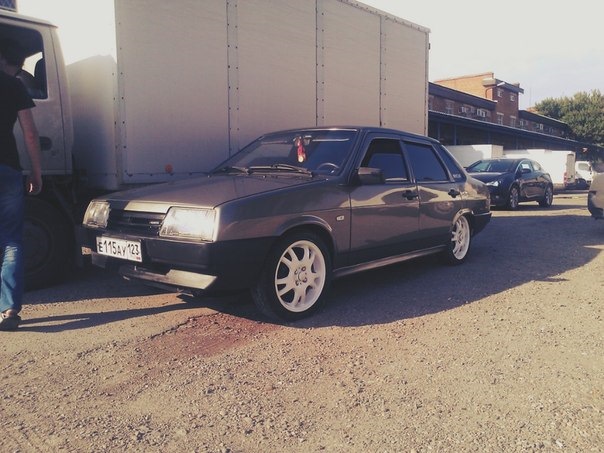 Фото в бортжурнале Lada 21099