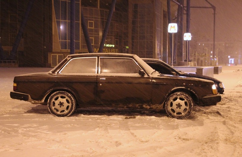 Фото в бортжурнале Volvo 242