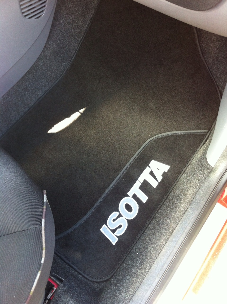 Фото в бортжурнале Citroen C1 (1G)
