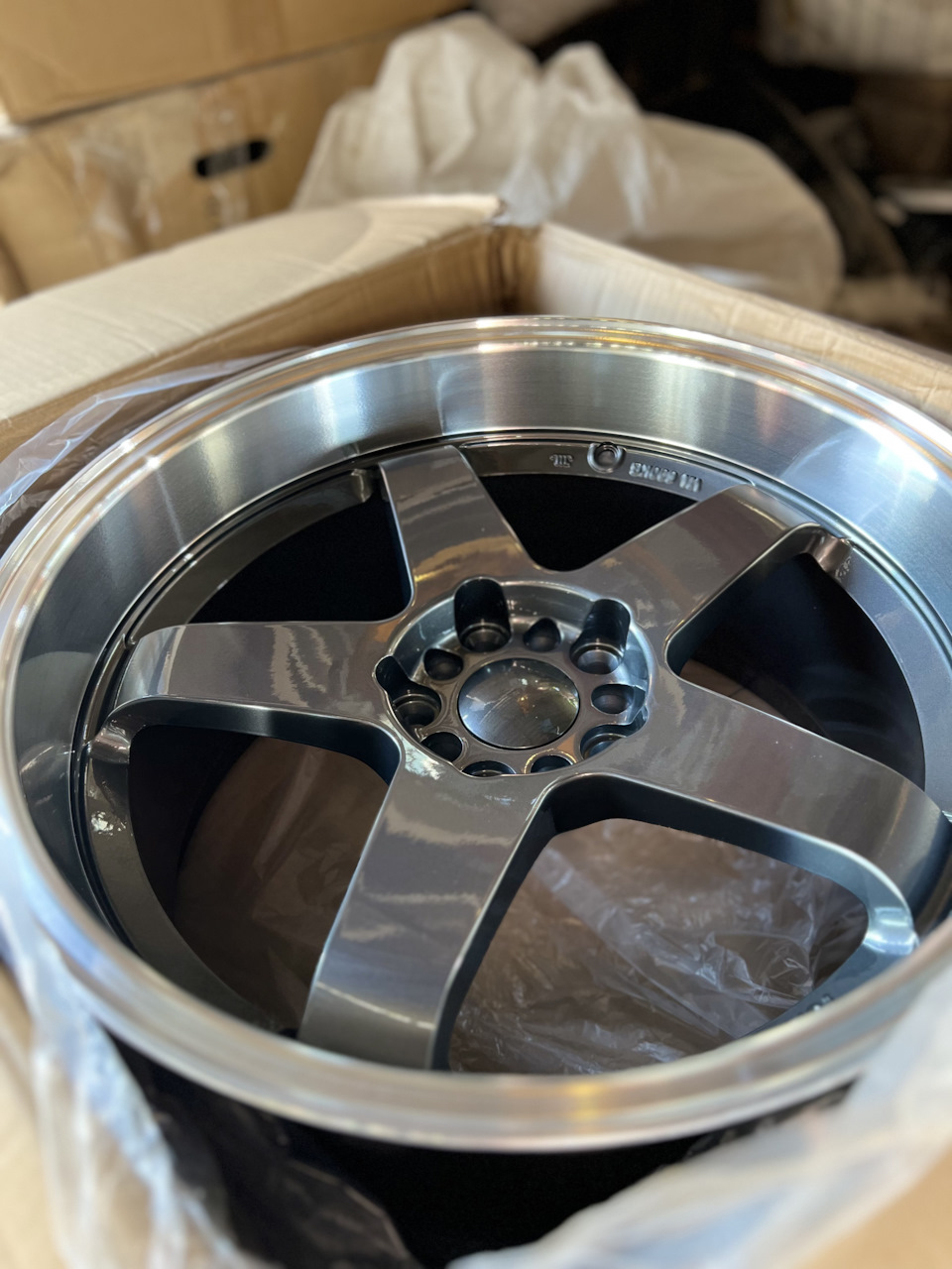 Вот новые диски в параметрах r18 9.5/10.5j et13/18 — Mercedes-Benz CLK (W208)